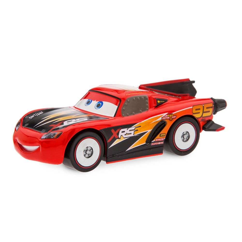 lightning mcqueen toys disney store