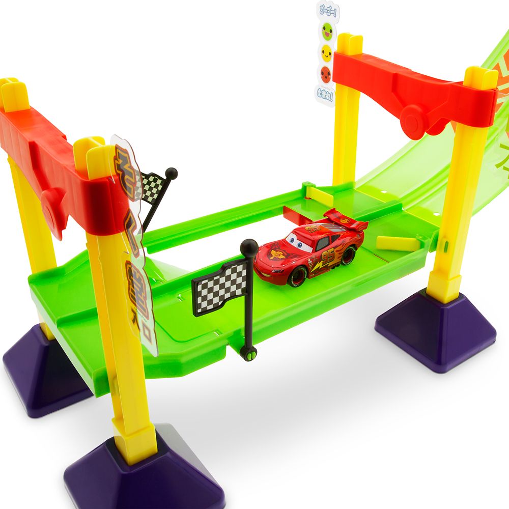 glow in the dark race track