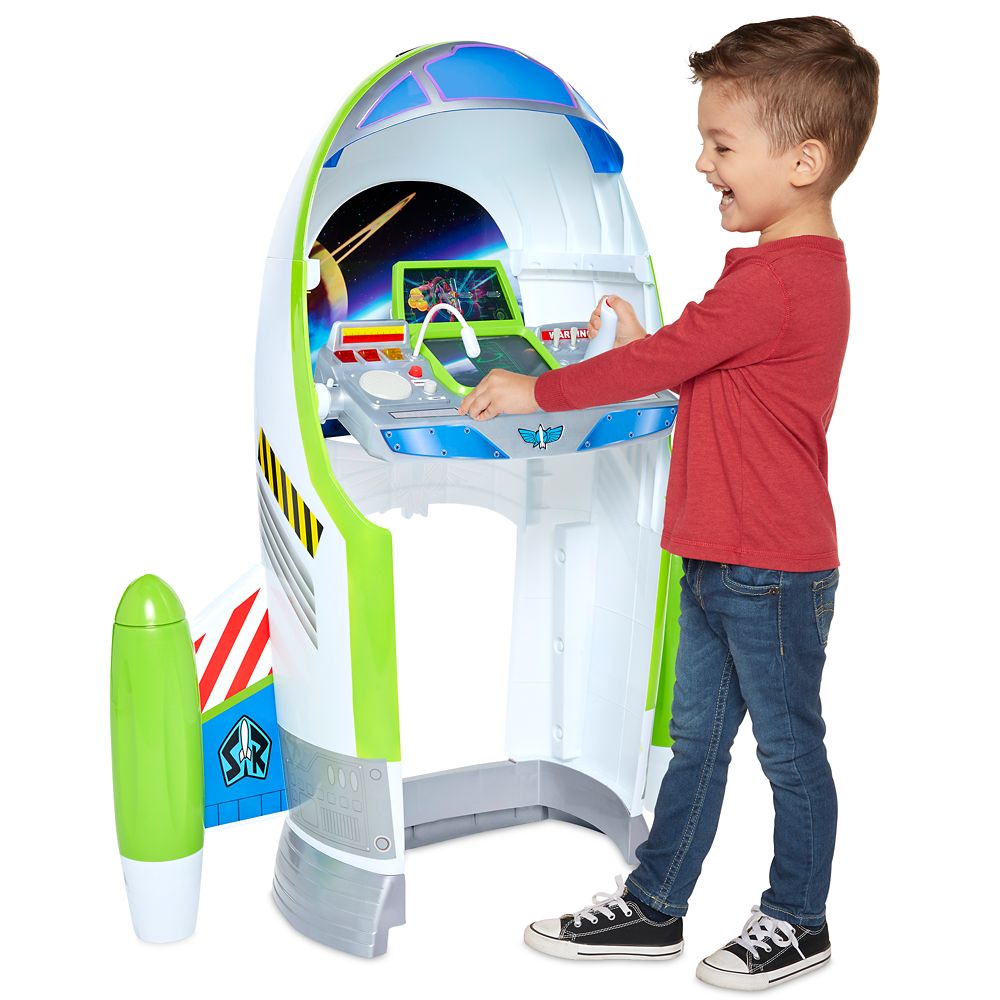 buzz lightyear star command spaceship