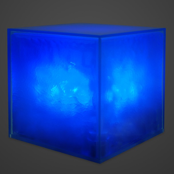 Tesseract Light-Up Replica – Marvel
