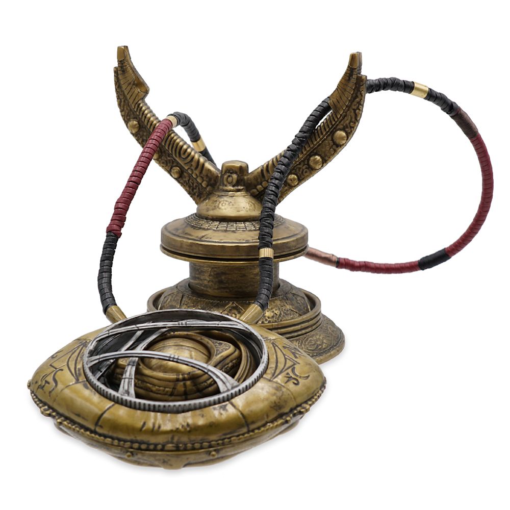 Eye of Agamotto Light-Up Replica – Marvel