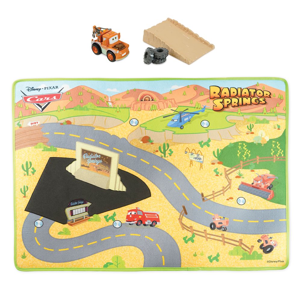 Tow Mater Radiator Springs Racing Play Mat Set – Cars