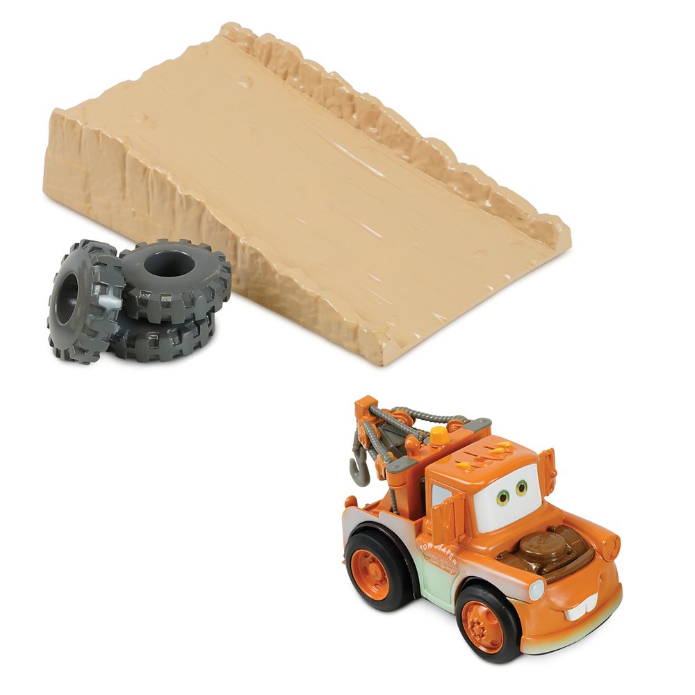 Tow Mater Radiator Springs Racing Play Mat Set – Cars