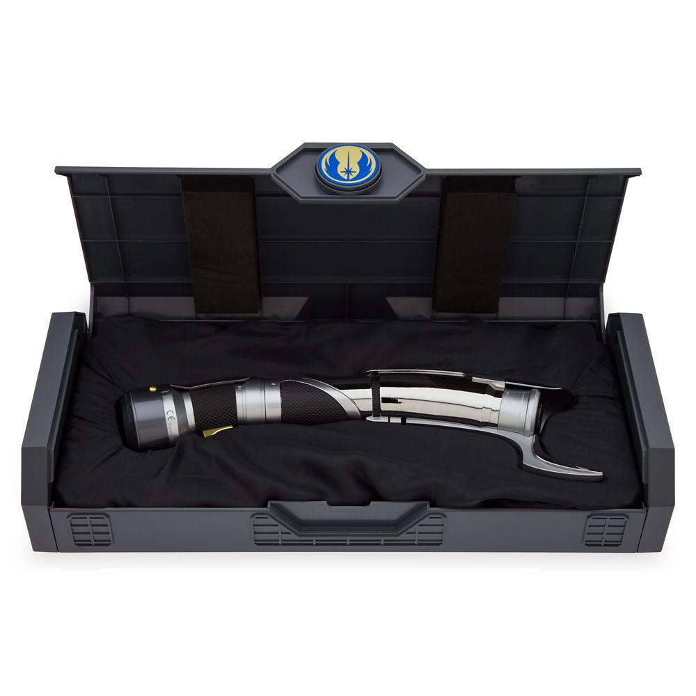 Count Dooku Hilt – Star Wars is now available online