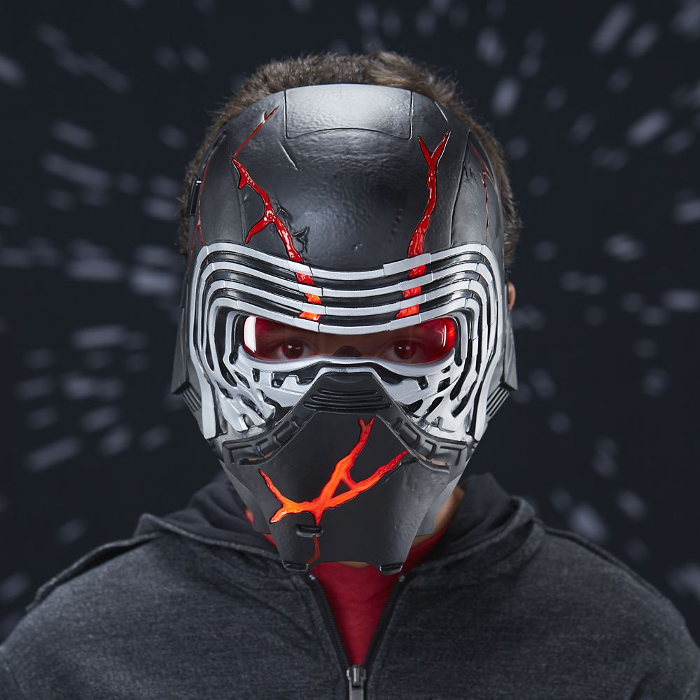 Supreme Leader Kylo Ren Electronic Mask – Star Wars: The Rise of Skywalker