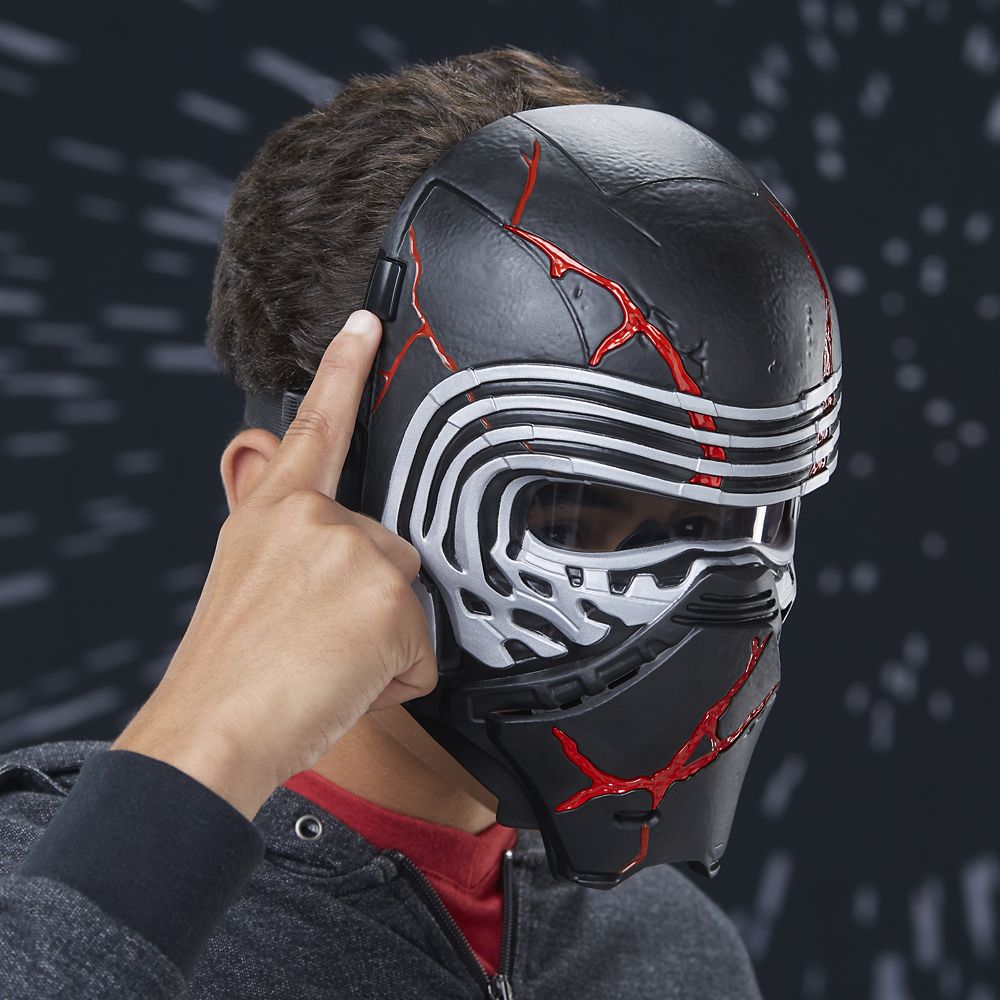 Supreme Leader Kylo Ren Electronic Mask – Star Wars: The Rise of Skywalker