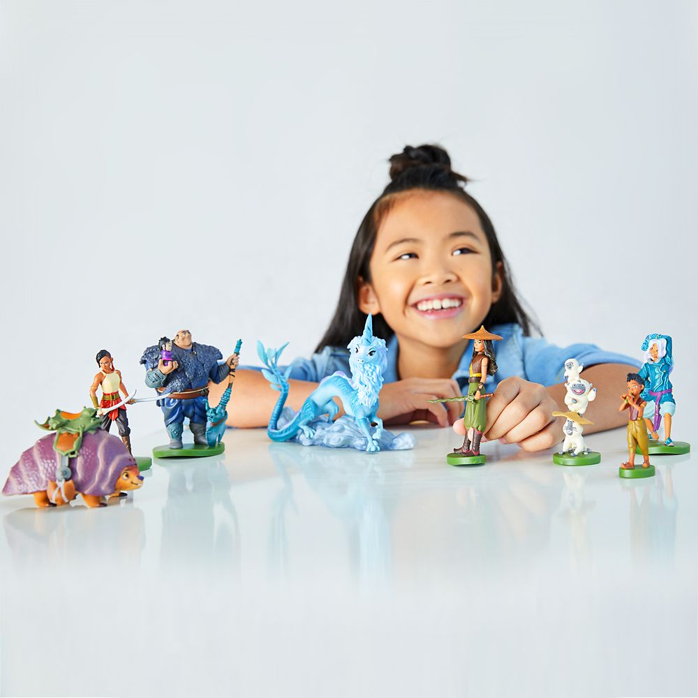 Raya and the Last Dragon Deluxe Figure Play Set