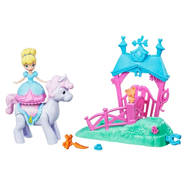 Cinderella Magical Movers Pony Ride Stable Playset