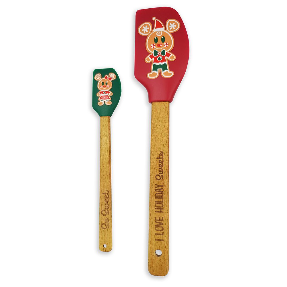 Mickey Mouse and Friends Holiday Baking Set