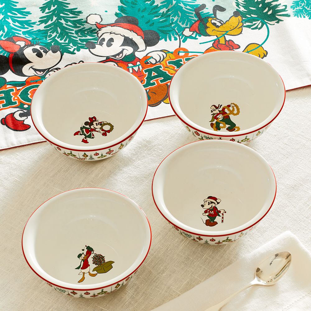 Mickey Mouse and Friends Christmas Bowl Set