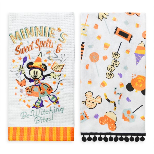 Set of 2 Disney Kitchen Hand Towels Minnie Mouse Autumn Fun Fall