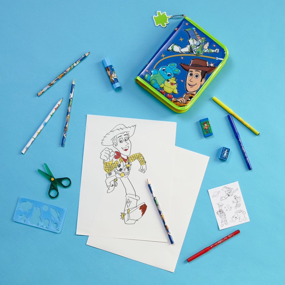 Toy Story 4 Zip-Up Stationery Kit