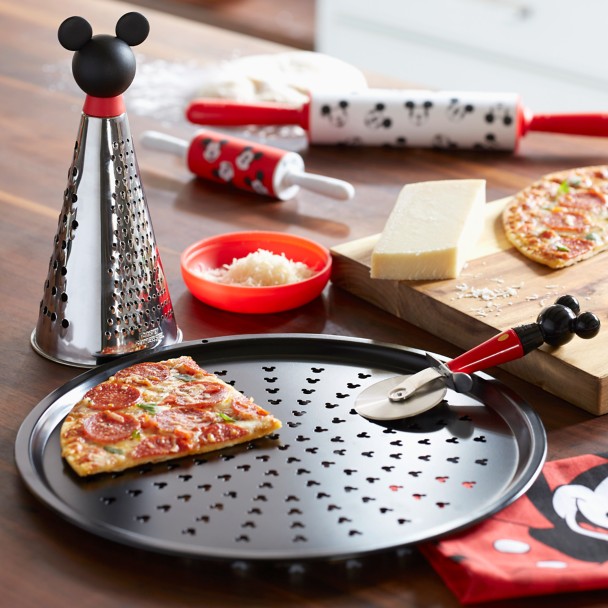 Mickey Mouse Pizza Crisper – Disney Eats