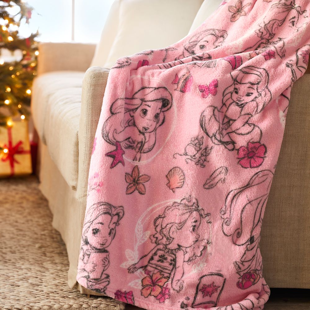 Disney Animators' Collection Fleece Throw