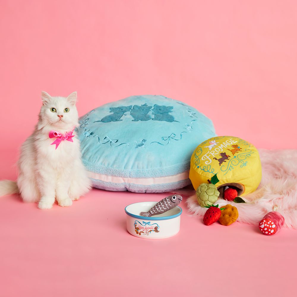 The Aristocats Artist Series Pet Toy Set by Ann Shen
