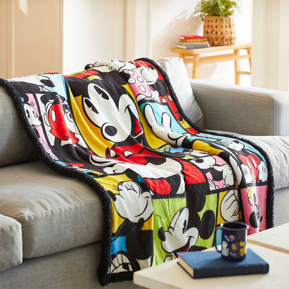 Mickey and Minnie Mouse Throw