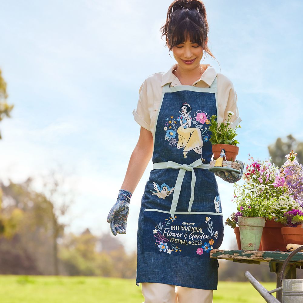 Snow White Garden Apron for Adults – EPCOT International Flower and Garden Festival 2023