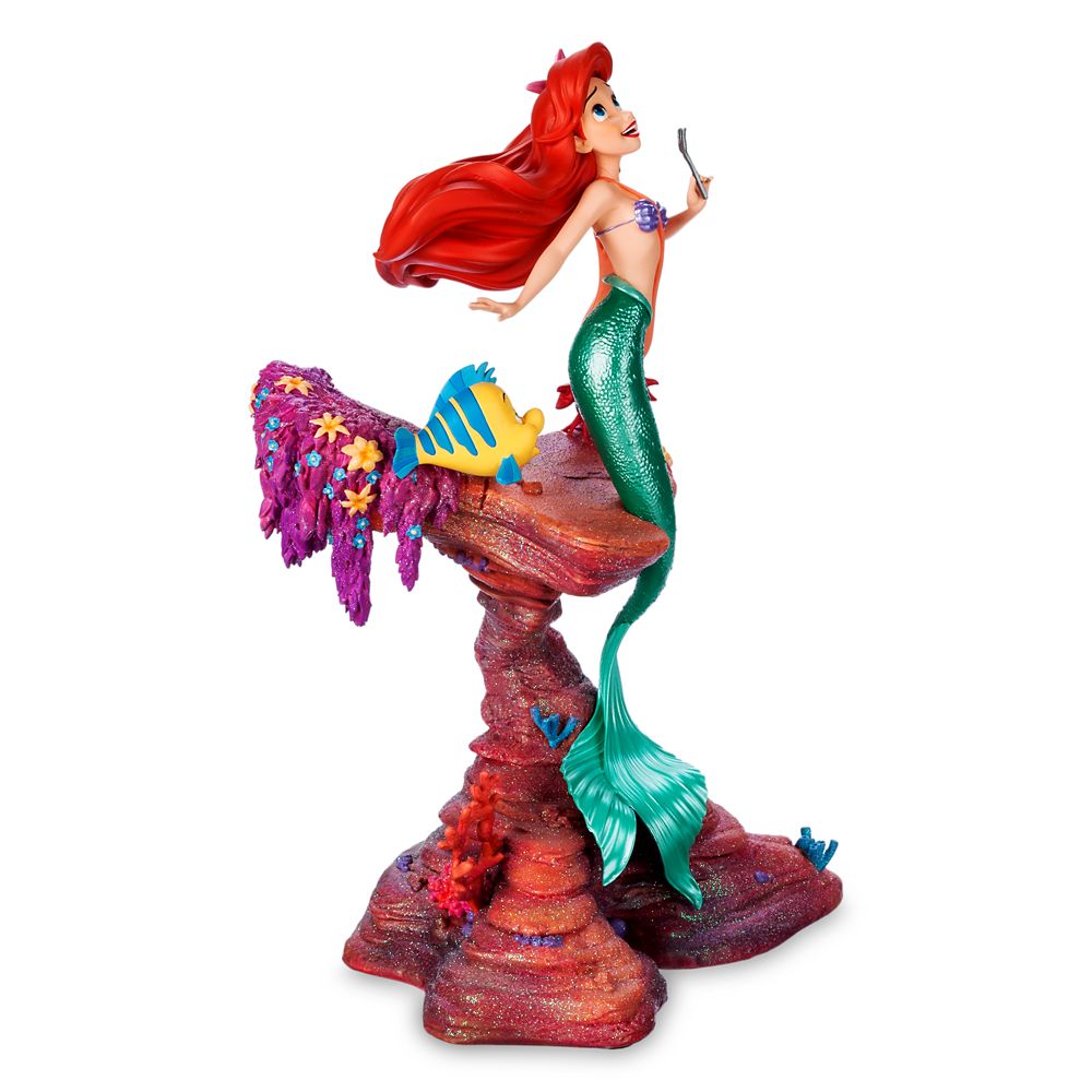 Ariel Light-Up Figure – The Little Mermaid