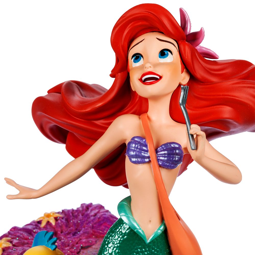 Ariel Light-Up Figure – The Little Mermaid