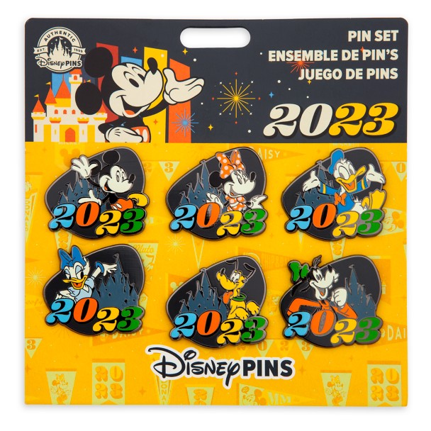 Mickey Mouse and Friends Pin Trading Booster Set 2023