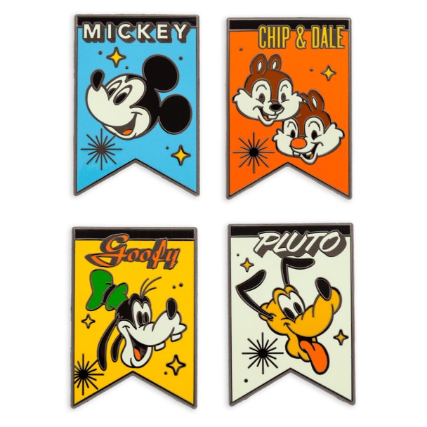 Mickey Mouse and Friends Pin Trading Starter Set 2023