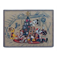 Mickey Mouse and Friends Jumbo Holiday Pin