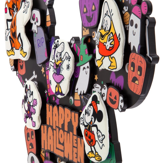 Mickey Mouse and Friends ''Happy Halloween'' Wreath
