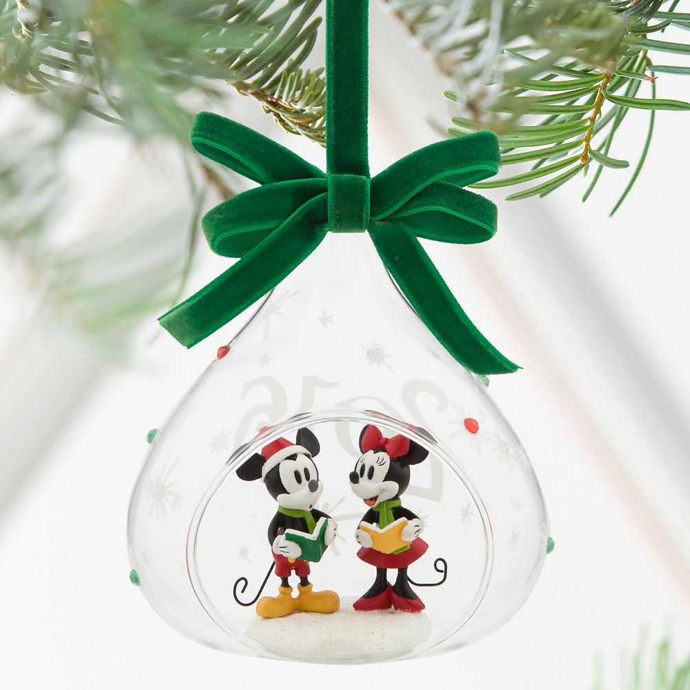  Disney  Christmas  Decorations 