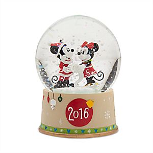 Mickey and Minnie Mouse Snowglobe - Holiday 2016