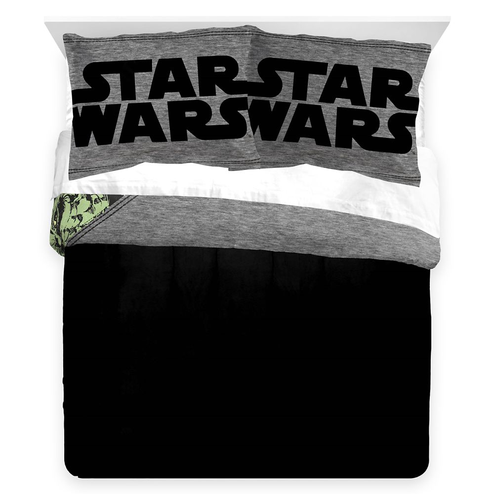 Star Wars Comforter and Sham Set –  Twin / Full / Queen