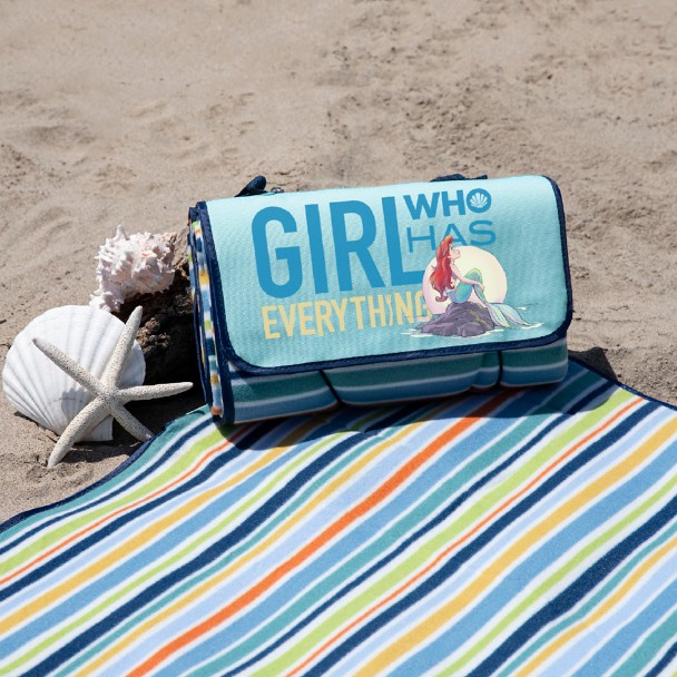 Ariel Blanket Tote Outdoor Picnic Blanket – The Little Mermaid