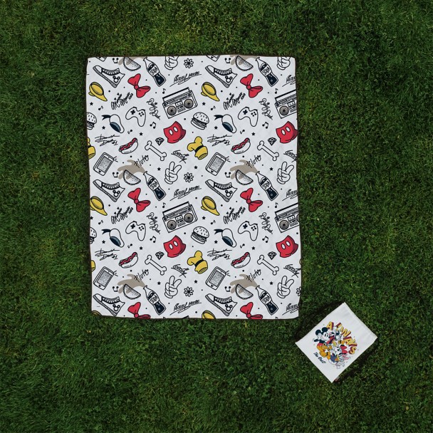 Mickey Mouse and Friends Picnic Blanket and Backpack
