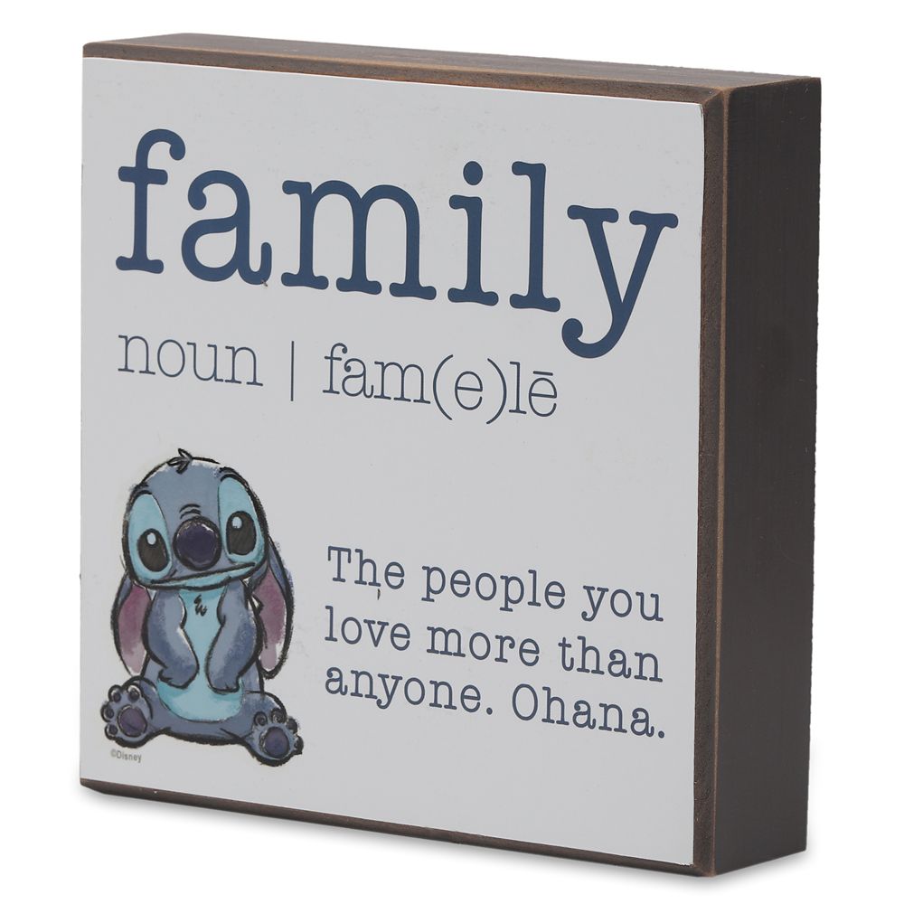 Stitch ''Family'' Wall Décor