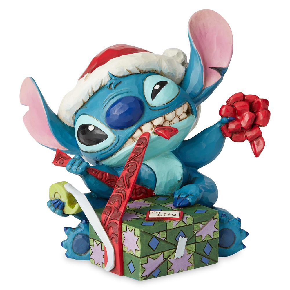 stitch heart figurine