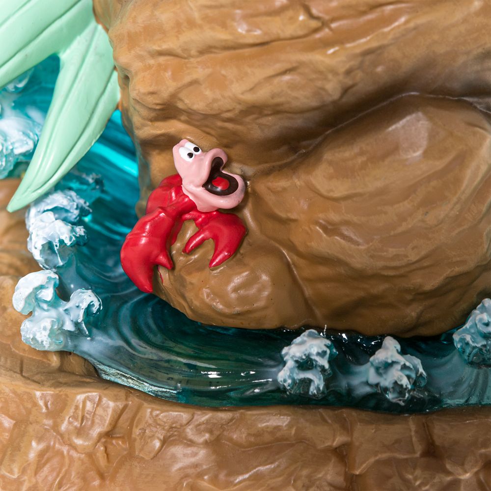 Ariel Light-Up Figure – The Little Mermaid