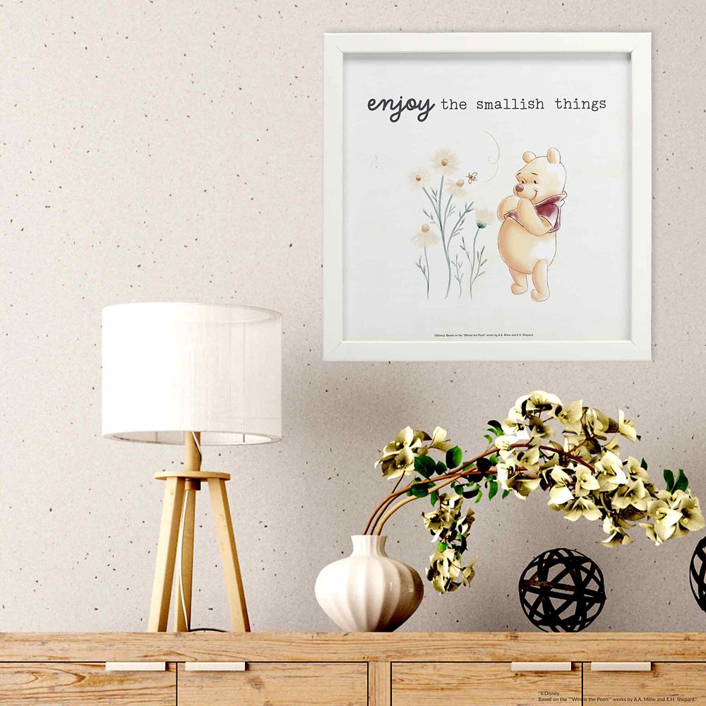 Winnie the Pooh ''Enjoy the Smallish Things'' Framed Wood Wall Décor