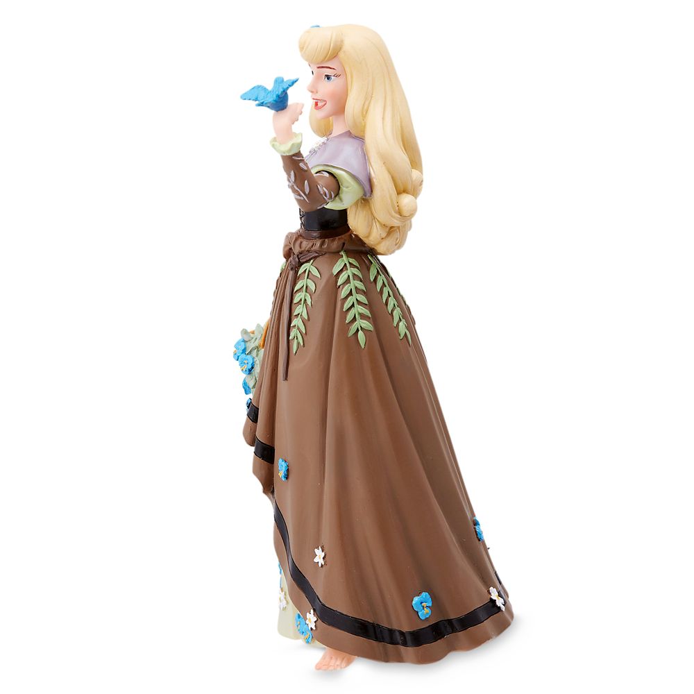 Aurora as Briar Rose Botanical Couture Figure &ndash; Sleeping Beauty