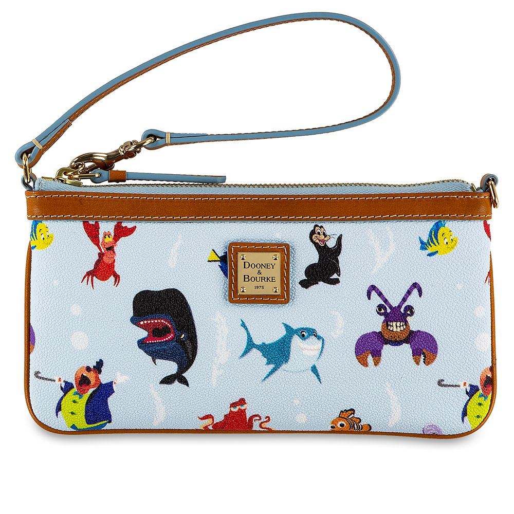 dooney and bourke wristlet