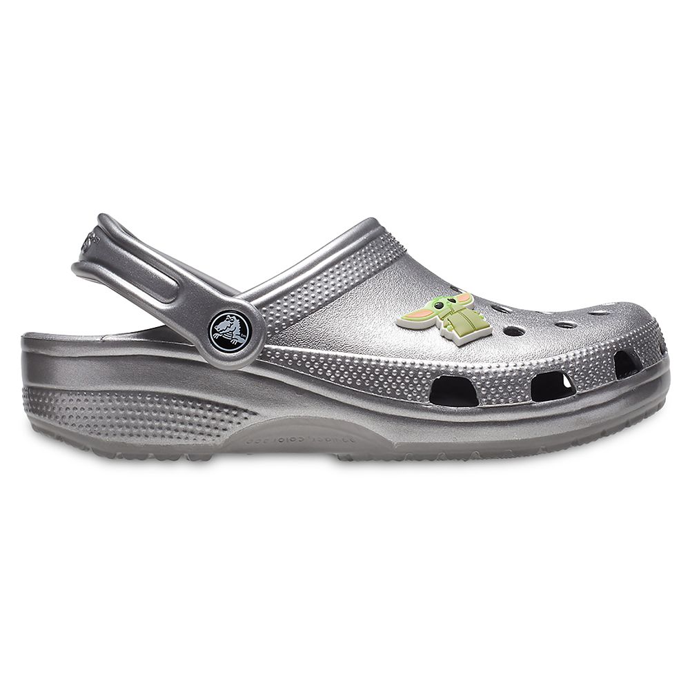 the child crocs