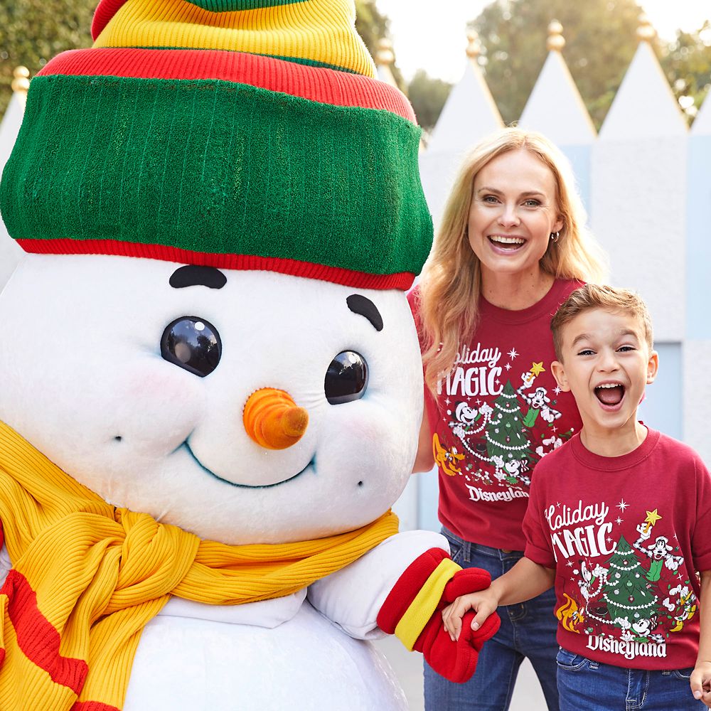 Mickey Mouse and Friends Holiday Magic T-Shirt for Kids – Disneyland