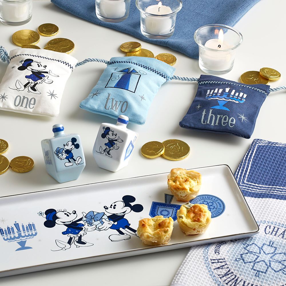 Mickey and Minnie Mouse Chanukah Tray