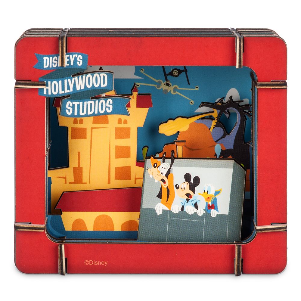 Mickey Mouse and Friends Diorama Kit – Disney's Hollywood Studios