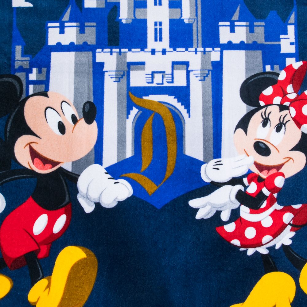 Mickey and Minnie Mouse Beach Towel – Disneyland