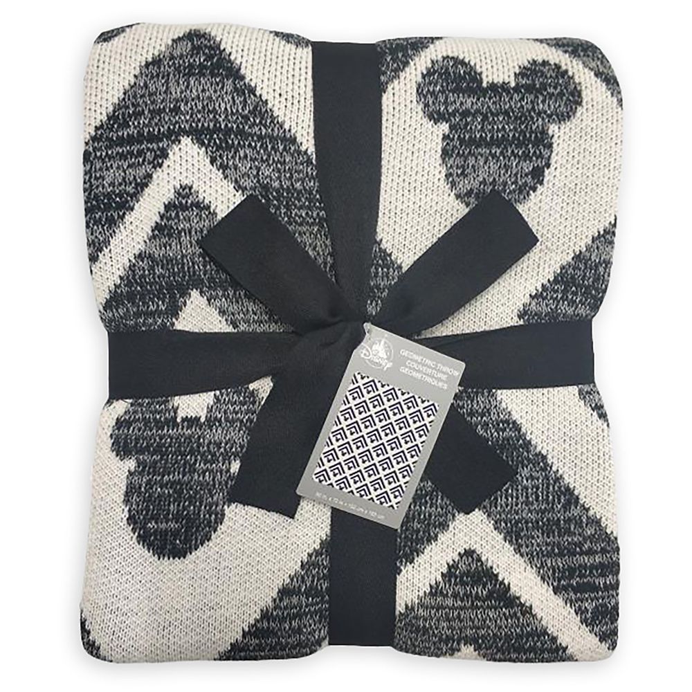 Mickey Mouse Icon Geometric Knit Throw Blanket