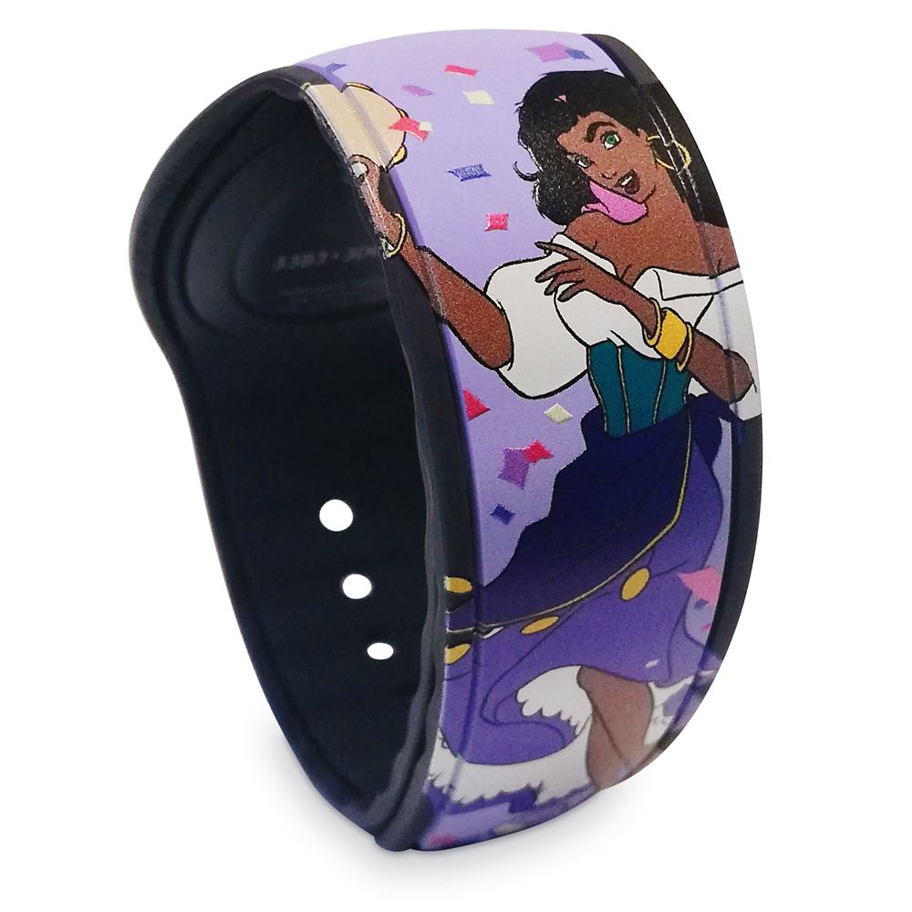 Quasimodo & Esmeralda MagicBand 2 – The Hunchback of Notre Dame now out