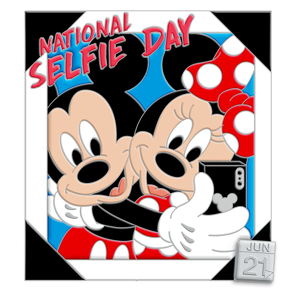 Mickey and Minnie Mouse Pin – National Selfie Day 2020 – Limited Edition