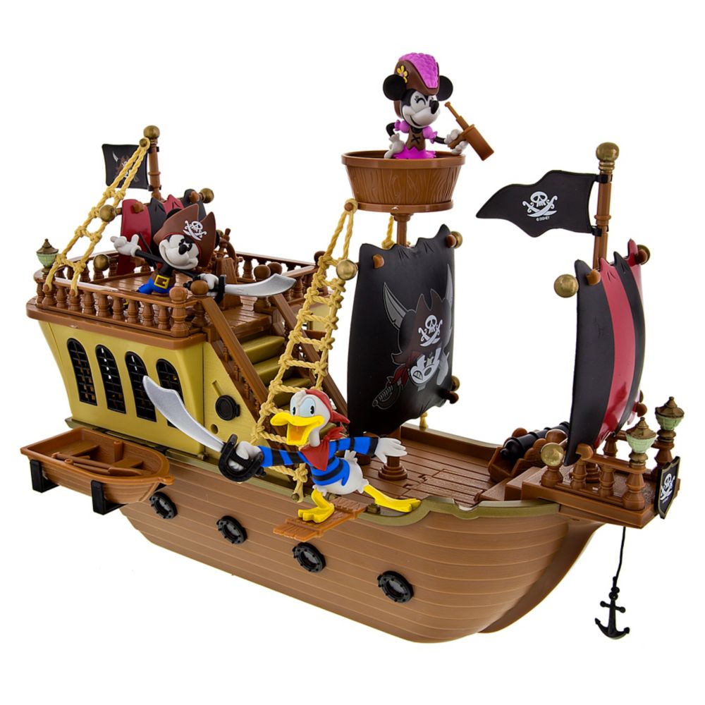pirates of the caribbean pirate ship toy