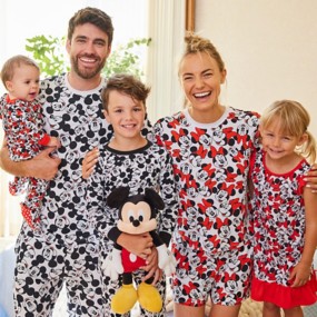 Disney Pyjama Mickey Hugs rouge, gris - ESD Store mode, chaussures