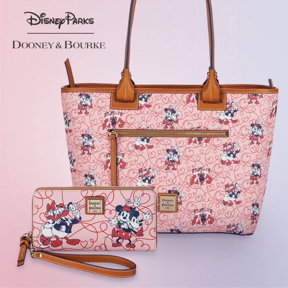 Background image of Dooney & Bourke