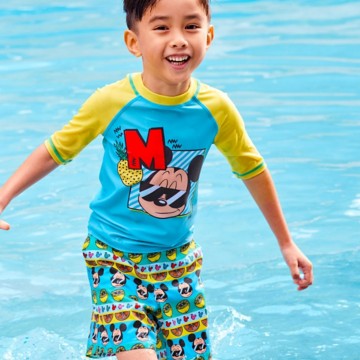 Boys Swimming Set 100 START Includes: Swimming trunks, goggles